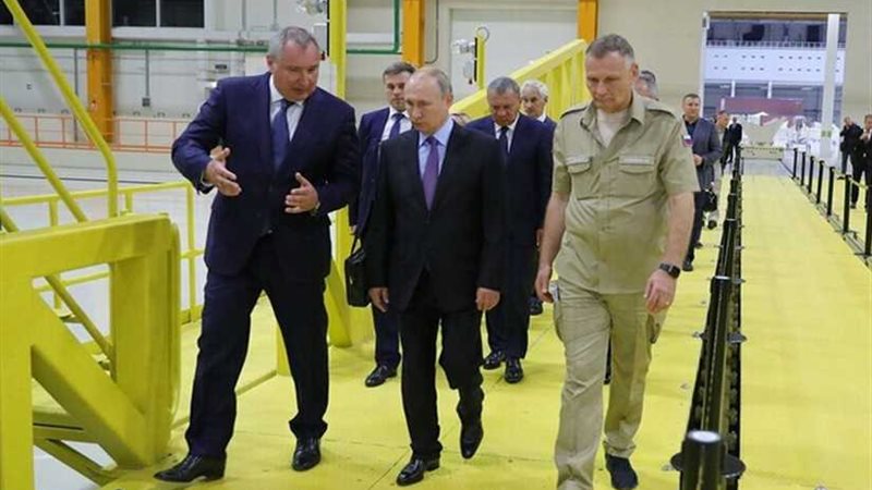 بوتين يطالب باحترام