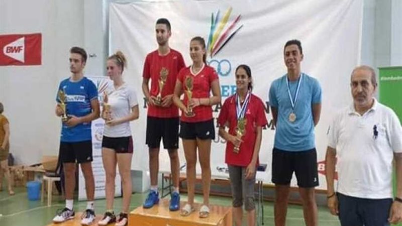 منتخب الريشة الطائرة