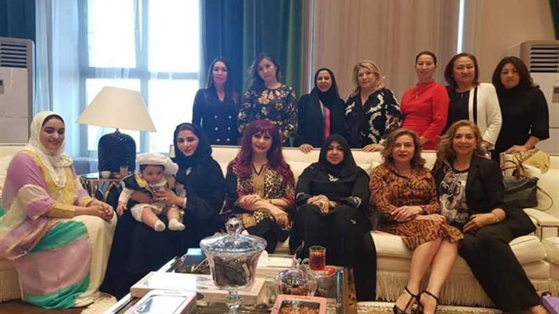 منى المنصوري تشكر