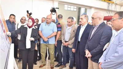 وزير الإسكان ومحافظ أسيوط يتفقدان محطة مياه الوليدية والمحطة التشيكي 