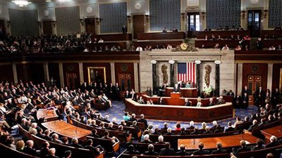 ولي العهد السعودي يستقبل عضوين بمجلس الشيوخ الأمريكي