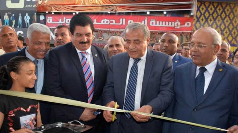 بالصور.. وزير التموين