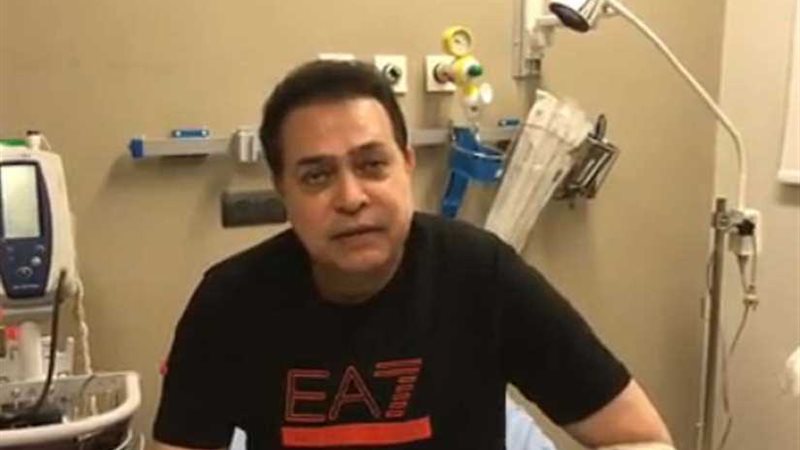 حكيم يتحدث من المستشفى