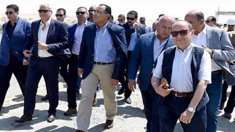 رئيس الوزراء يتفقد