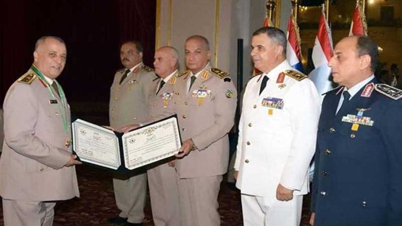 موجز الرابعة.. وزير