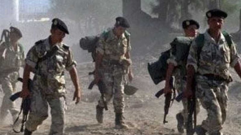 إيقاف 42 شخصًا من