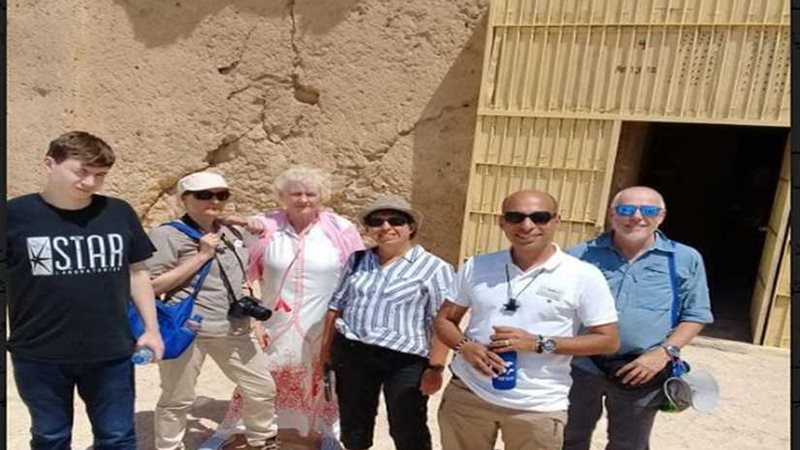 سائحون من 3 دول يزورون