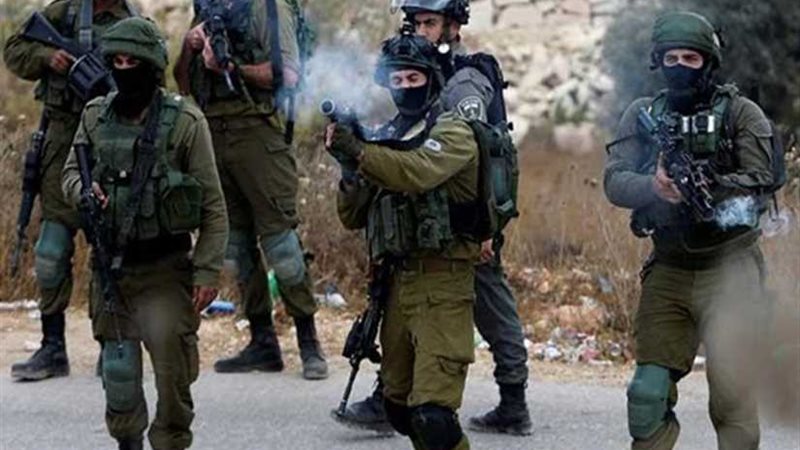 إصابة شاب فلسطيني