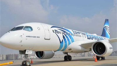 إنترنت وأفلام على طائرات مصر للطيران الإيرباص A220-300