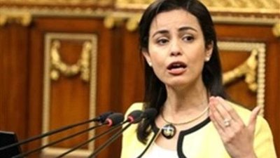 عازر تلقي كلمة في مؤتمر المناقشة الوطنية للتمكين الاقتصادي