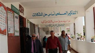 تكريم العاملين بمدرسة الشهيدين عرفان وبركات الابتدائية بأبو حمص