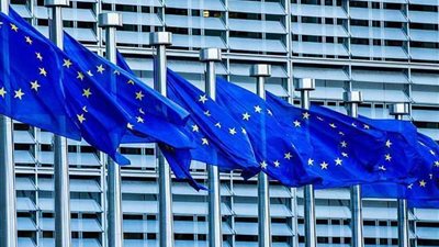 المفوضية الأوروبية تطلب من بريطانيا إرسال من يمثلها بالمفوضية حال تأجيل بريكست