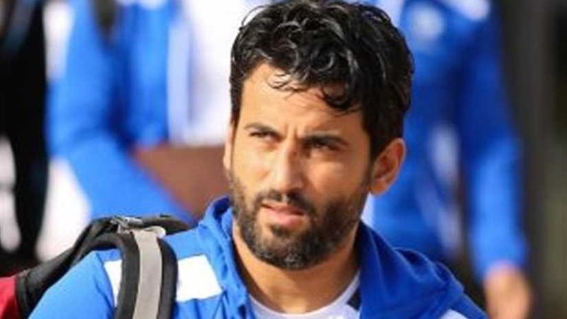 محمود فتح الله يكتفي