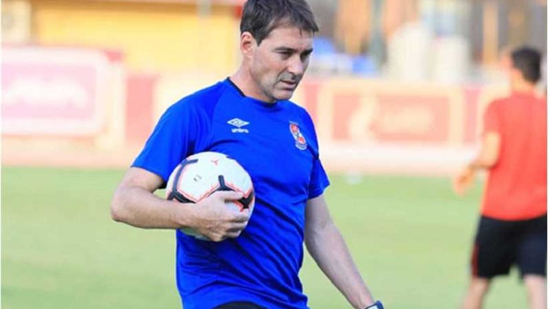 فايلر يعلن قائمة