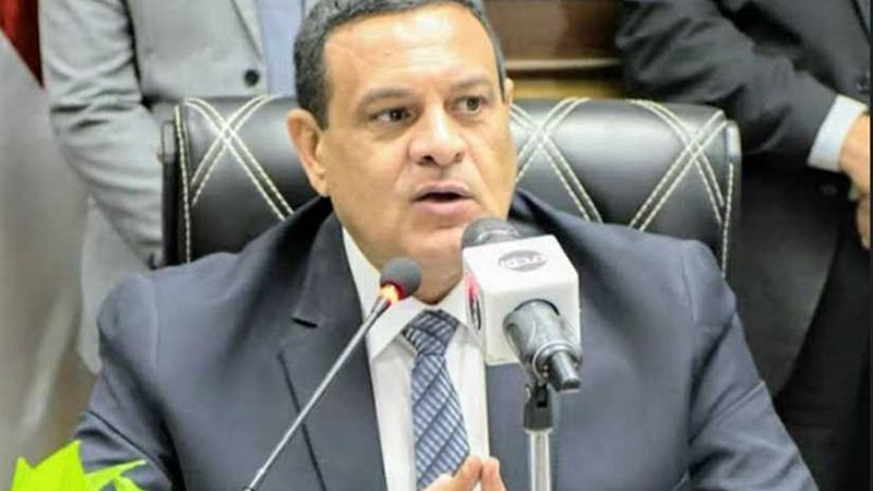 محافظ البحيرة يعتمد