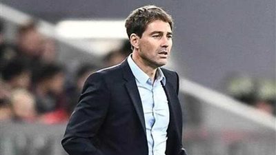 فايلر يحدد برنامجا بدنيا واستشفائيا للرباعي الدولي في الأهلي