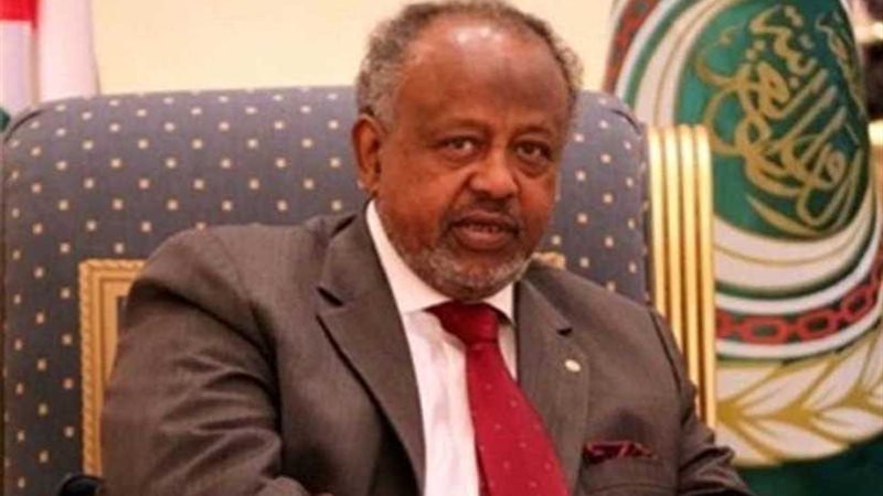 رئيس جيبوتي يشيد