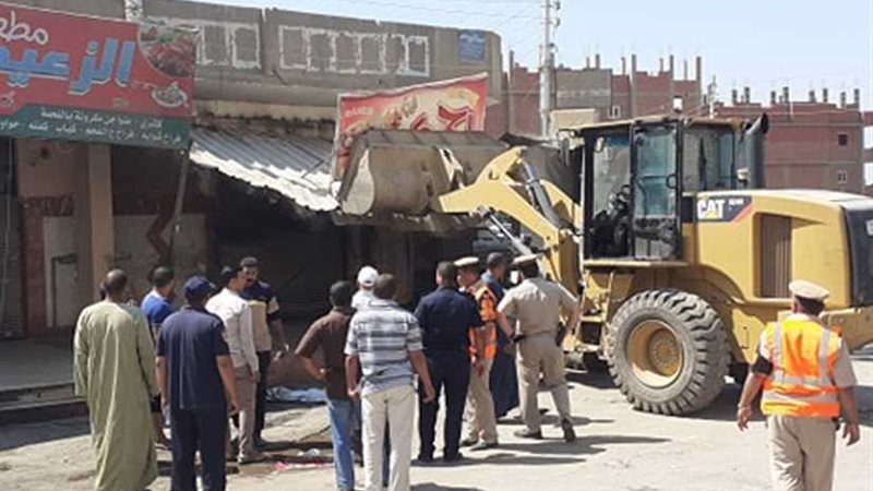 حملات مكثفة لإزالة