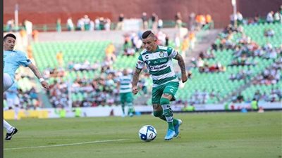 سانتوس يتعادل مع باتشوكا في الدوري المكسيكي