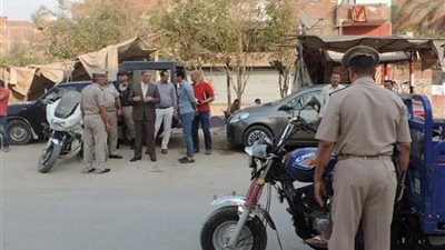 بالصور.. مدير أمن القليوبية يقود حملة مكبرة بالخانكة ويضبط 1492 مخالفة مرورية و503 حالات إشغال طريق