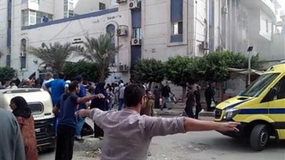 السيطرة على حريق هائل بمعهد الكبد في كفر الشيخ