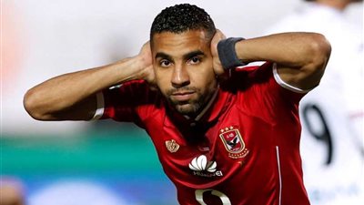 شاهد..الأهلي يدعم مؤمن زكريا في حفل تكريم 