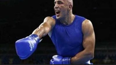 عرابى الملاكمة يواجه بطل نيوزلندا فى دور 16 من المونديال