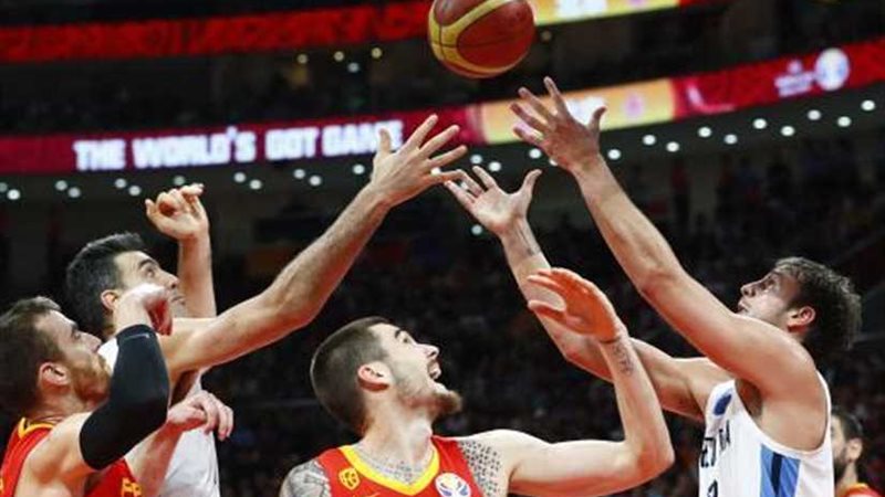 منتخب إسبانيا يتوج