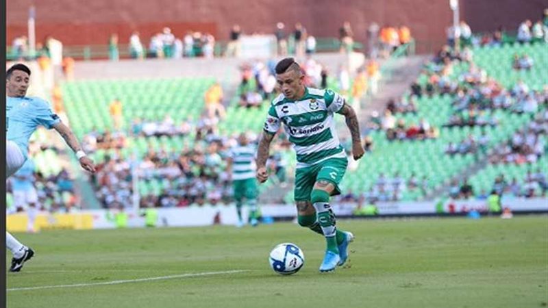 سانتوس يتعادل مع