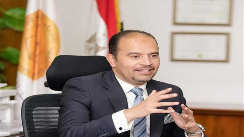 271 دورة تدريبية