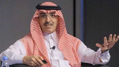 وزير المالية السعودي يهنأ أرامكو باستئناف الإنتاج