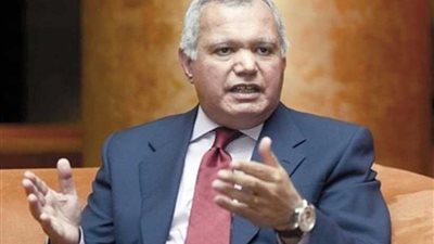 العرابي : منح السادات ميدالية الكونجرس الذهبية يعد تقديرا أمريكيا لدور مصر بالمنطقة