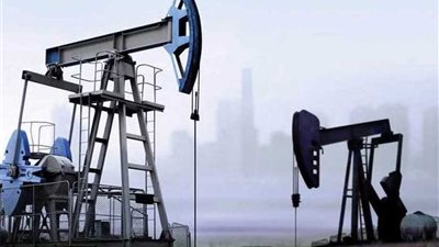 أسعار النفط تواصل الهبوط