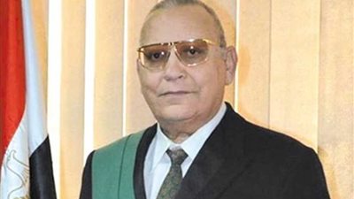 وزير العدل في زيارة مفاجئة لمجمع المحاكم والشهر العقارى ببورسعيد