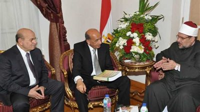 وزير الأوقاف يقدم التهنئة لرئيس مجلس الدولة الجديد 
