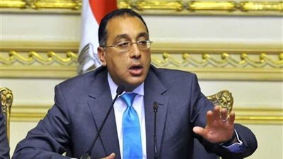 رئيس الوزراء يتفقد تطبيق منظومة التأمين الصحى بوحدة صحة أسرة الكويت ببورسعيد