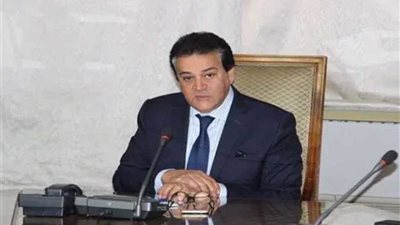 محمد زكي عميدا لطب أسوان وصبحي شعبان لتربية المنوفية