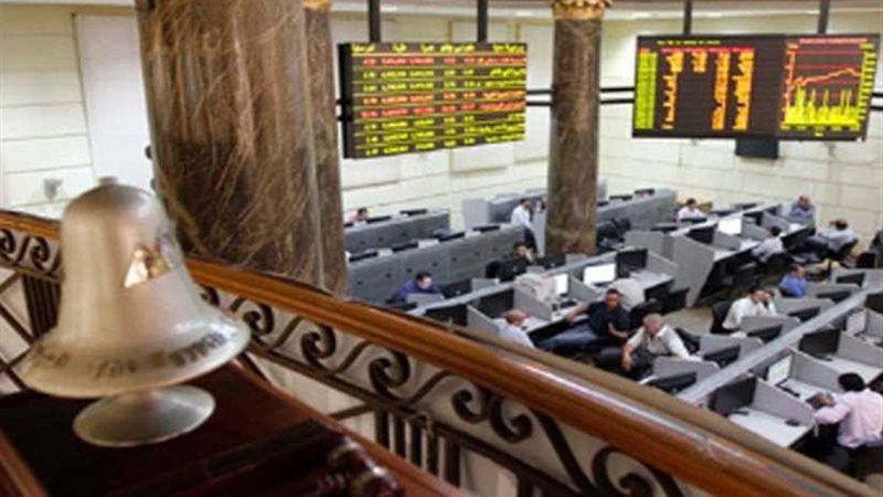 البورصة تخسر 500