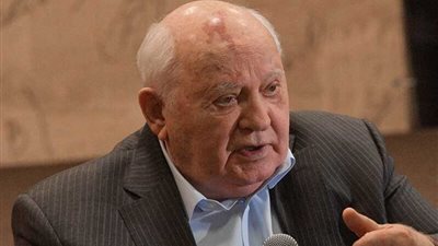 جورباتشوف يدعو حملة جائزة نوبل للمساعدة في نزع السلاح النووي