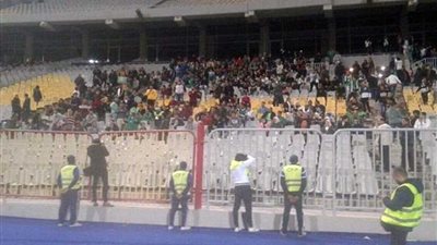 مناوشات بين جماهير الزمالك والأهلي قبل السوبر المصري