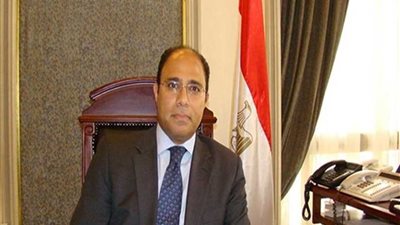 ​سفير مصر لدى كندا يشارك في افتتاح معرض 