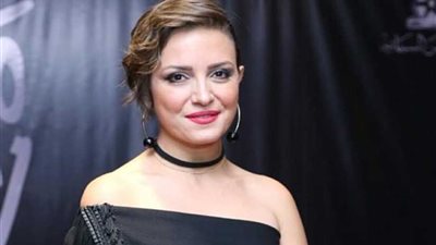 ريهام عبد الغفور تنتقد إطلالتها بمهرجان الجونة