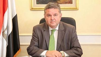 وزير قطاع الأعمال: 21 مليار جنيه لوقف خسائر الشركات القابضة للغزل والنسيج