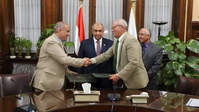 وزير الزراعة يشهد توقيع بروتوكول تعاون لإنتاج وإكثار تقاوي الخضر
