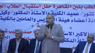 رئيس جامعة الأزهر يتفقد 