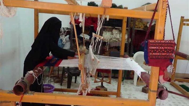 مطروح تشارك في معرض