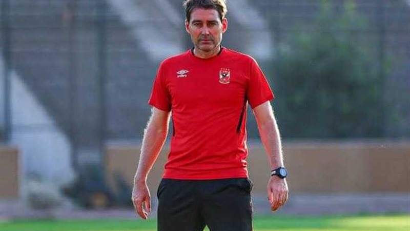 فايلر يستبعد 6 لاعبين