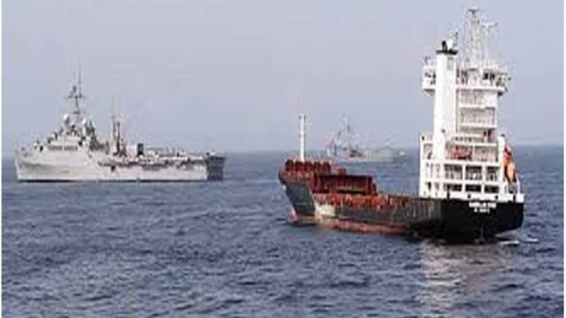 قراصنة يطلقون سراح