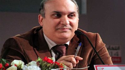 قبل الإعادة.. رئيس هيئة انتخابات تونس يطلب الإفراج عن القروي