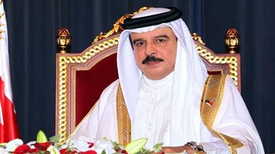ملك البحرين يؤكد لخادم الحرمين الشريفين وقوف بلاده ضد أي محاولات للمساس بالسعودية